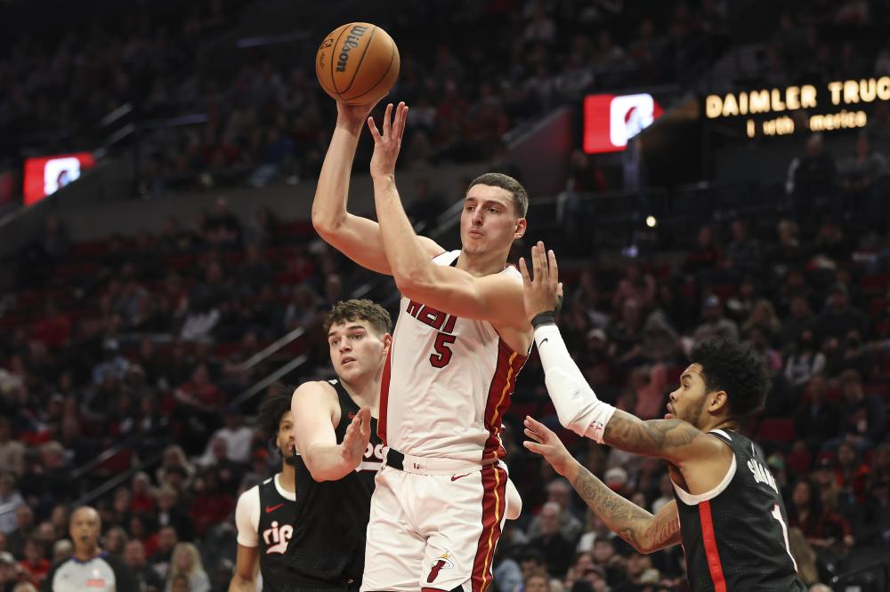 其中多名队 其中多名队