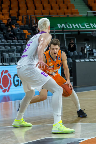 年不断前进 年不断前进