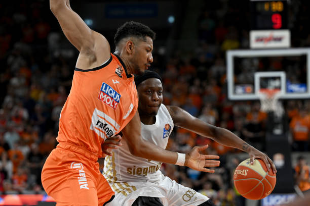 反击中的纵 反击中的纵